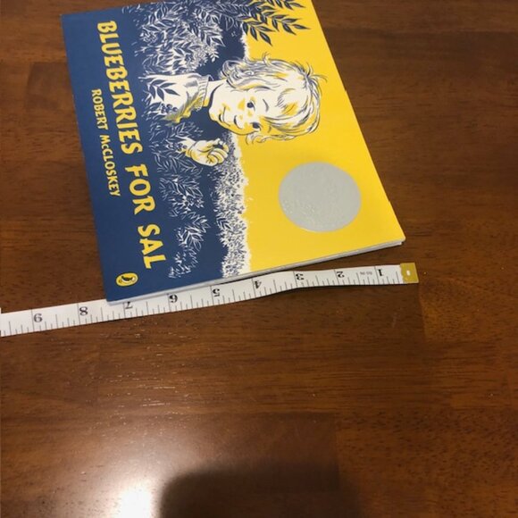 Blueberries for Sal Vintage Book - Picture 8 of 10